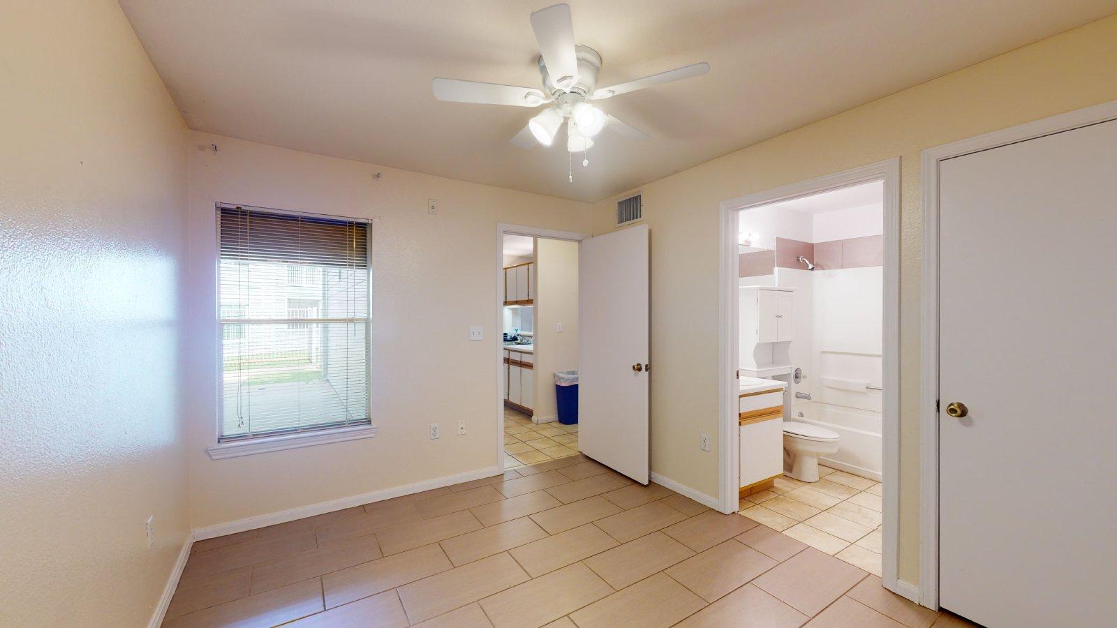 Suite C property image